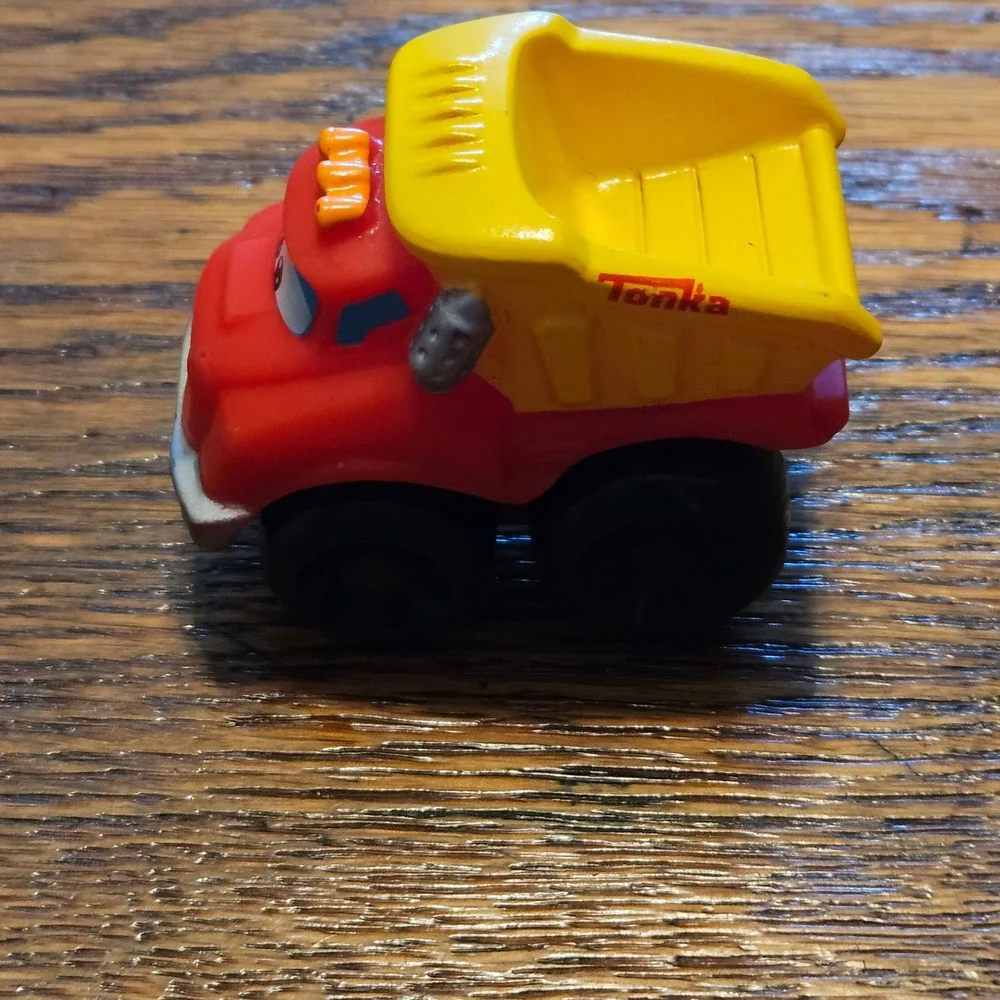 Tonka chuck friends